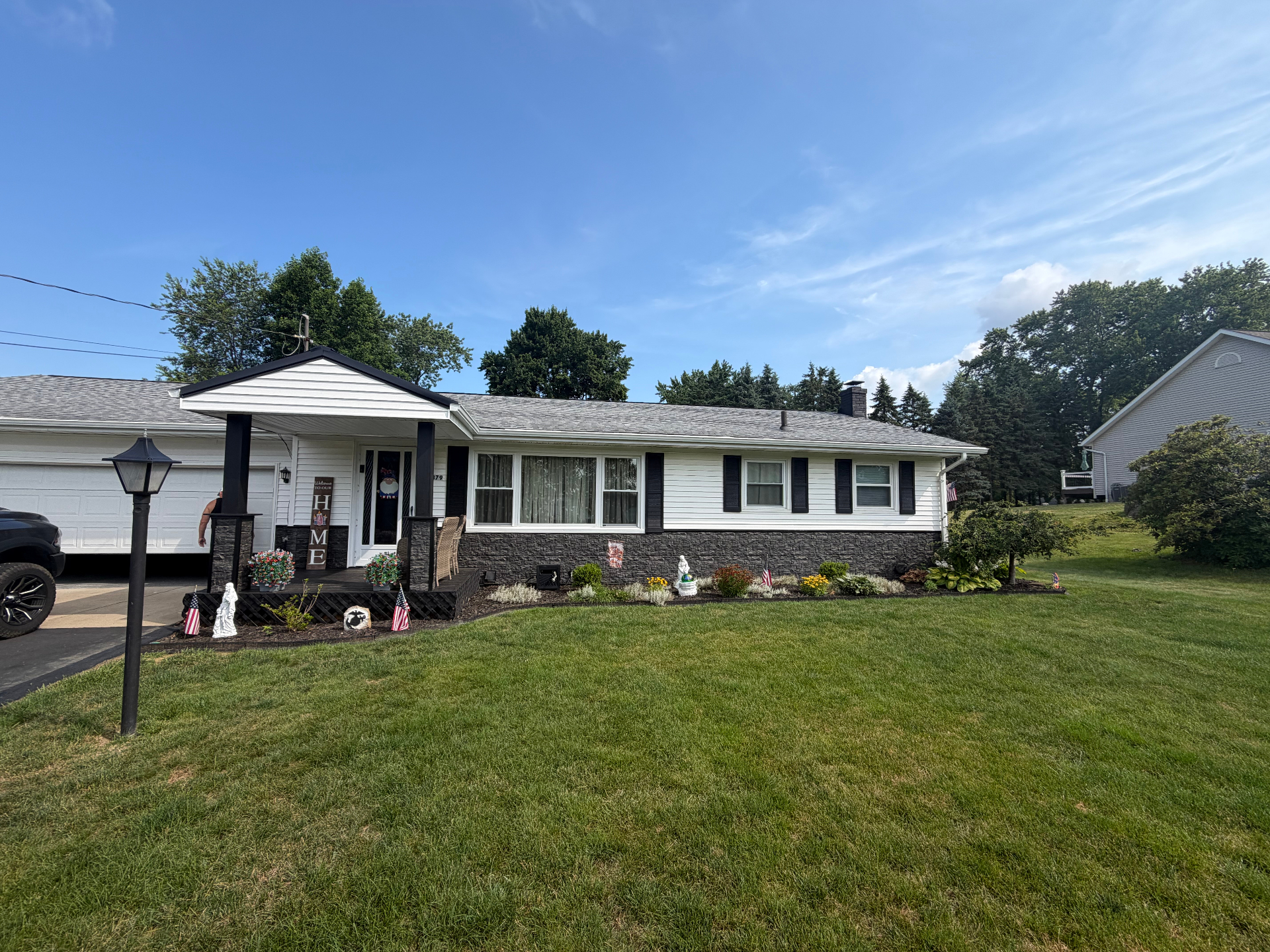 Completed exterior remodel with new siding on a ranch home in Canal Fulton, OH